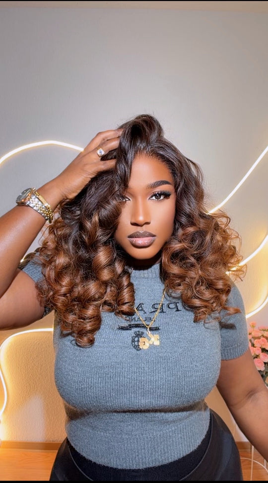 Hollywood fluffy bouncy wig