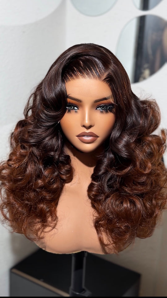Hollywood fluffy bouncy wig