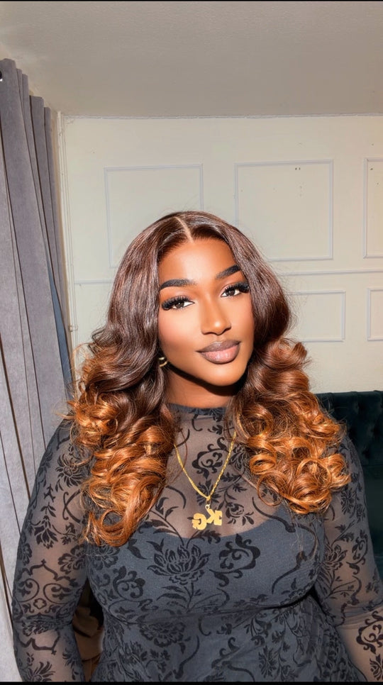 Hollywood fluffy bouncy wig
