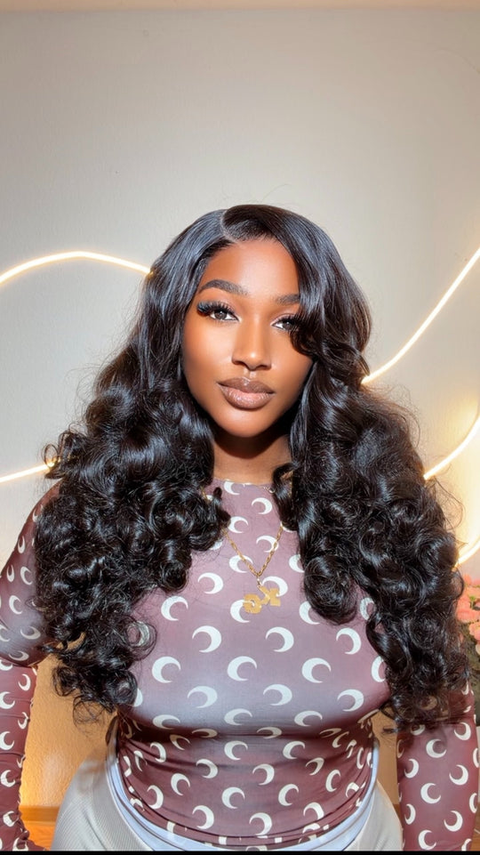 Layered statement Bouncy wig