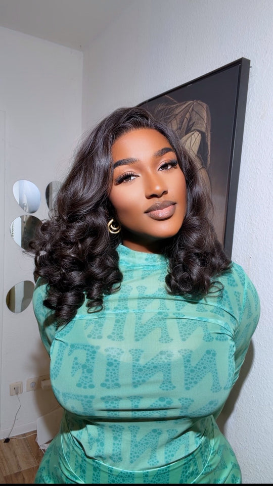 1b Hollywood fluffy bouncy wig