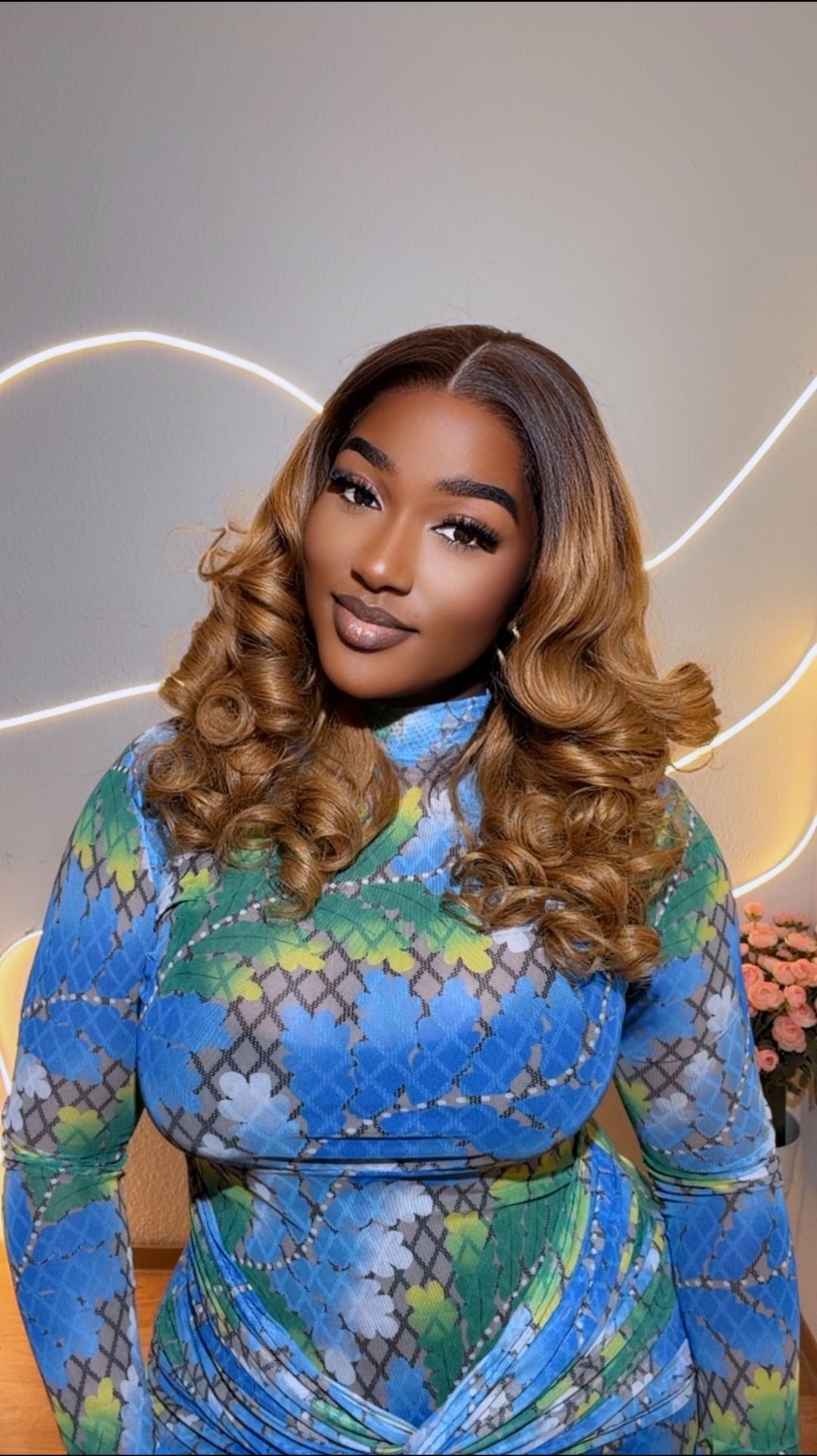 1b/Gold Donor Bouncy Wig